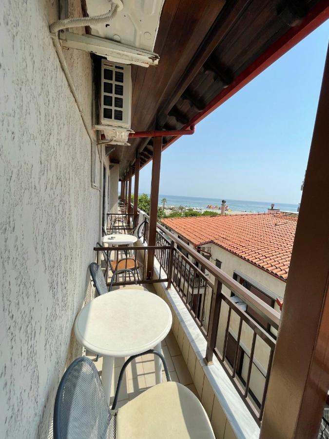 ניי פורי Hotel Afrodite מראה חיצוני תמונה