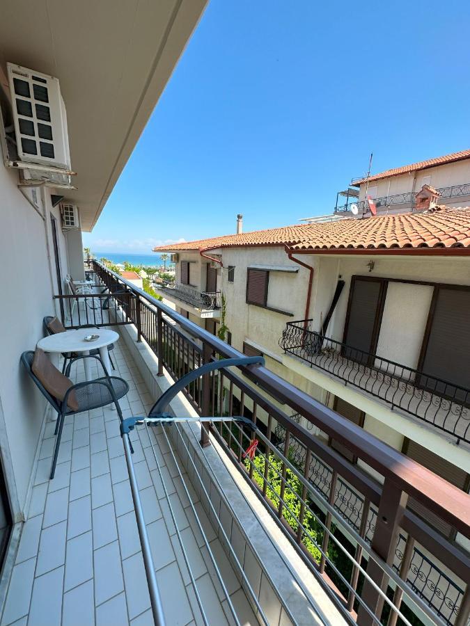ניי פורי Hotel Afrodite מראה חיצוני תמונה