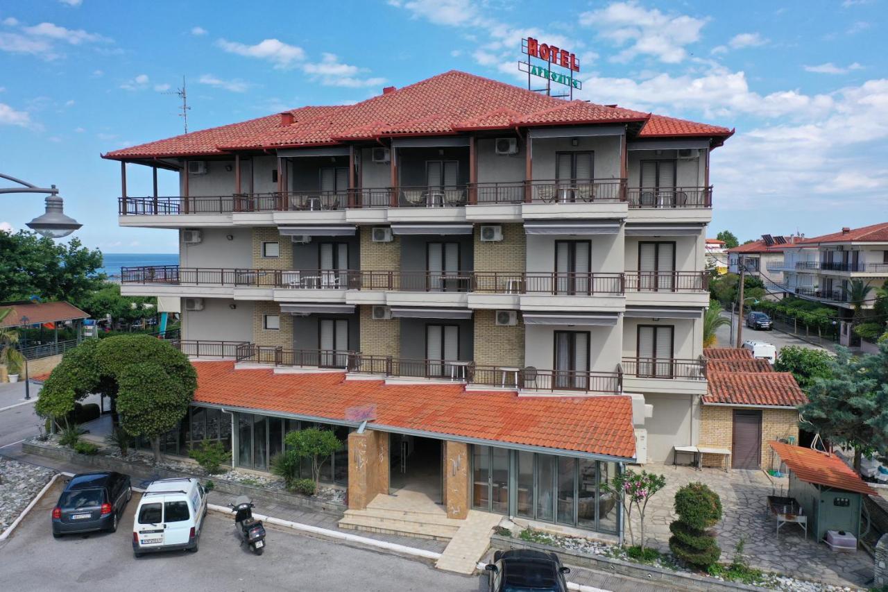 ניי פורי Hotel Afrodite מראה חיצוני תמונה
